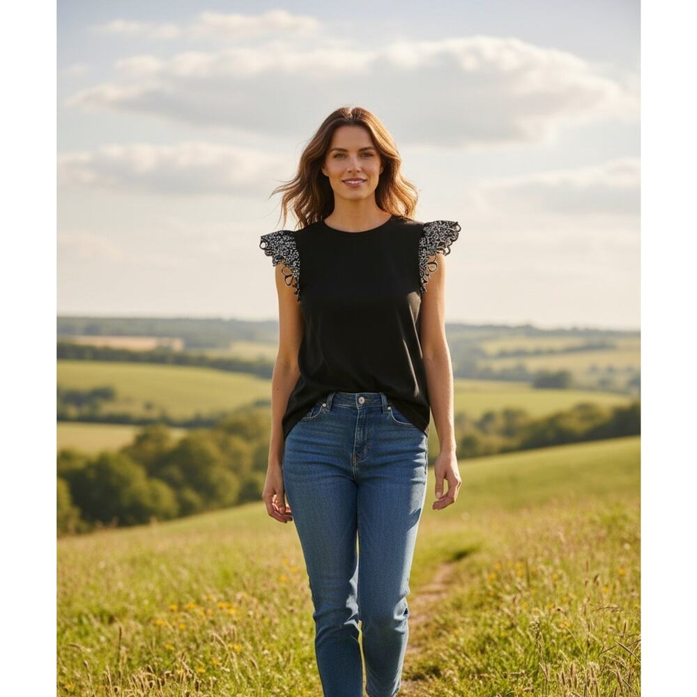 Chicos T Shirt Womens 2 or Large Black Embroidered Floral Ruffle Cap Sleeve Boho